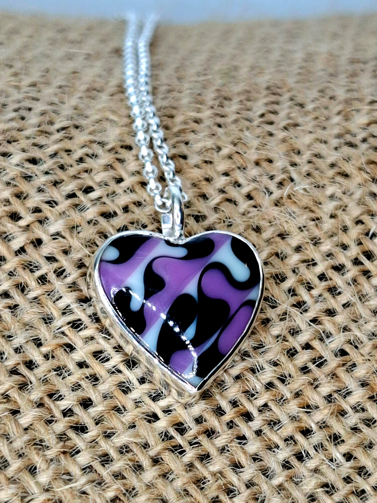 Funky Retro Purple Love Heart